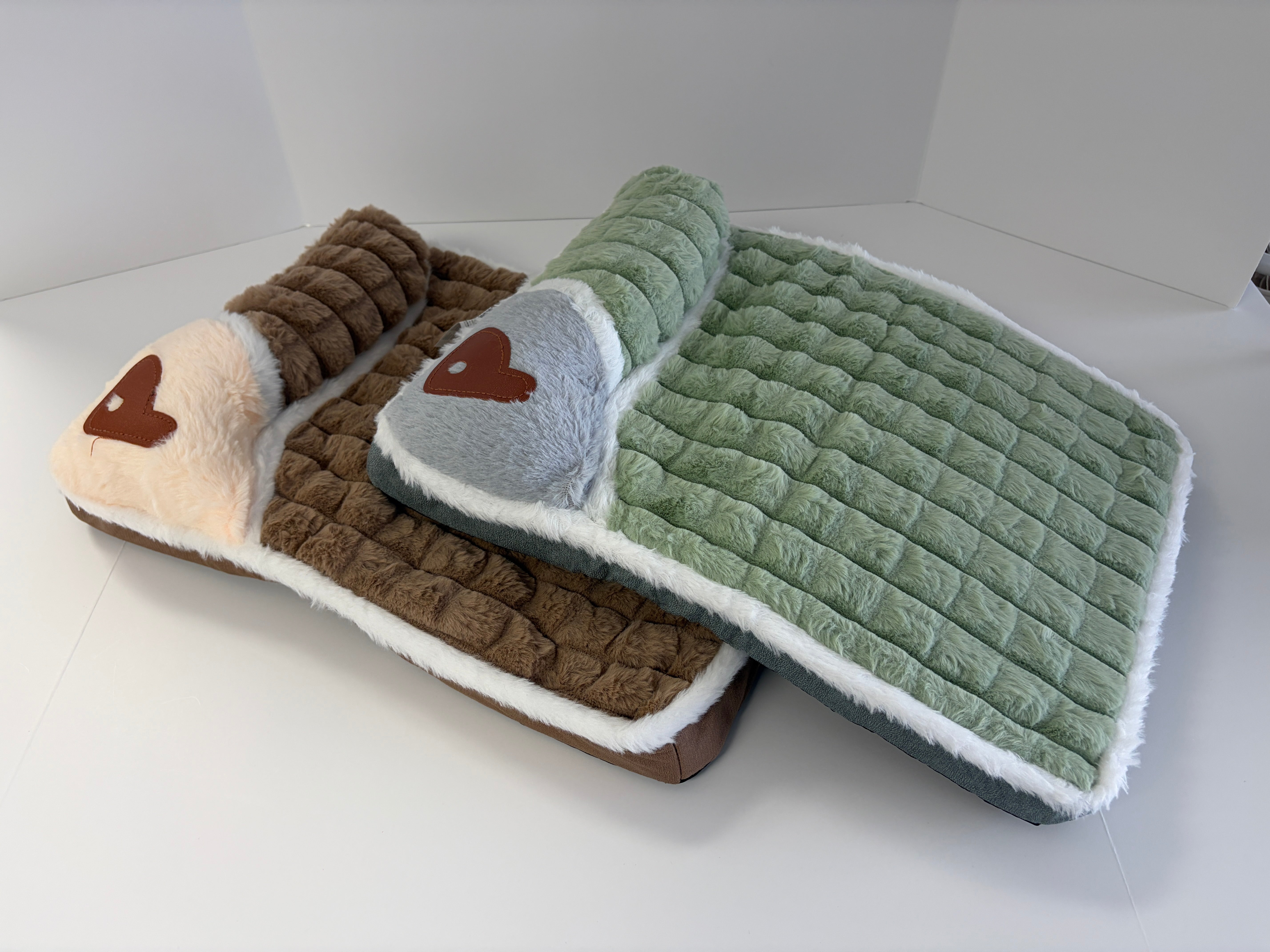 Dog & Cat Sleeping Mat – Washable Pet Mat for Dogs & Cats | Four Seasons Kennel Bed with Soft Spine Support